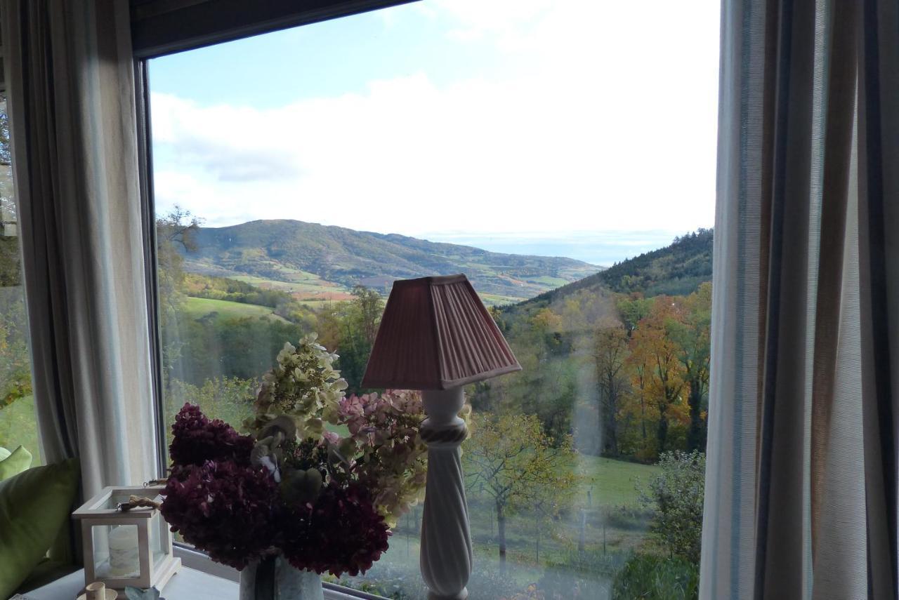 Gite du Hameau D'Amignié Vernay Esterno foto
