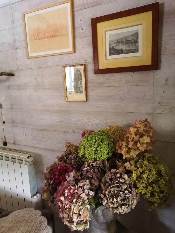 Gite du Hameau D'Amignié Vernay Esterno foto