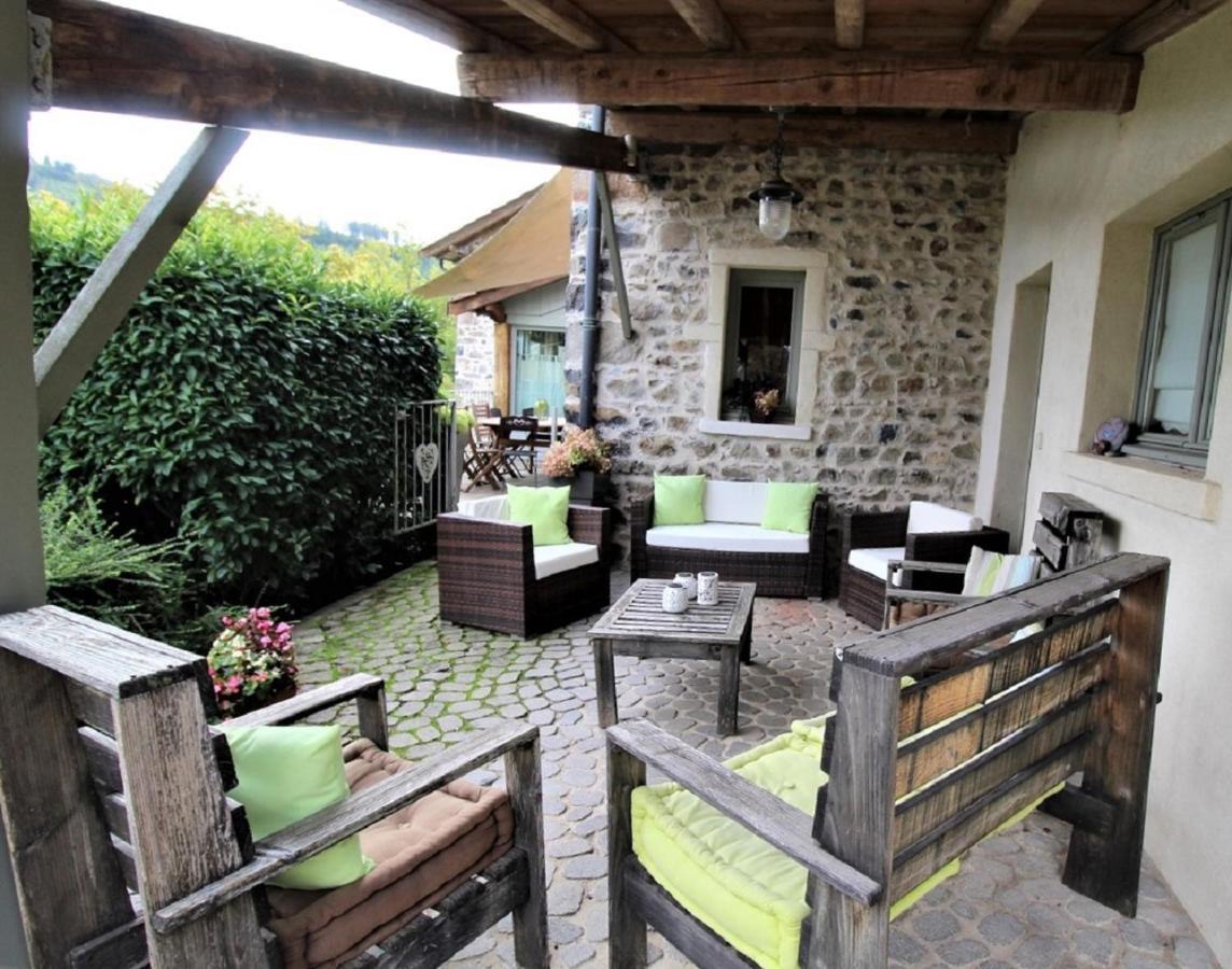 Gite du Hameau D'Amignié Vernay Esterno foto