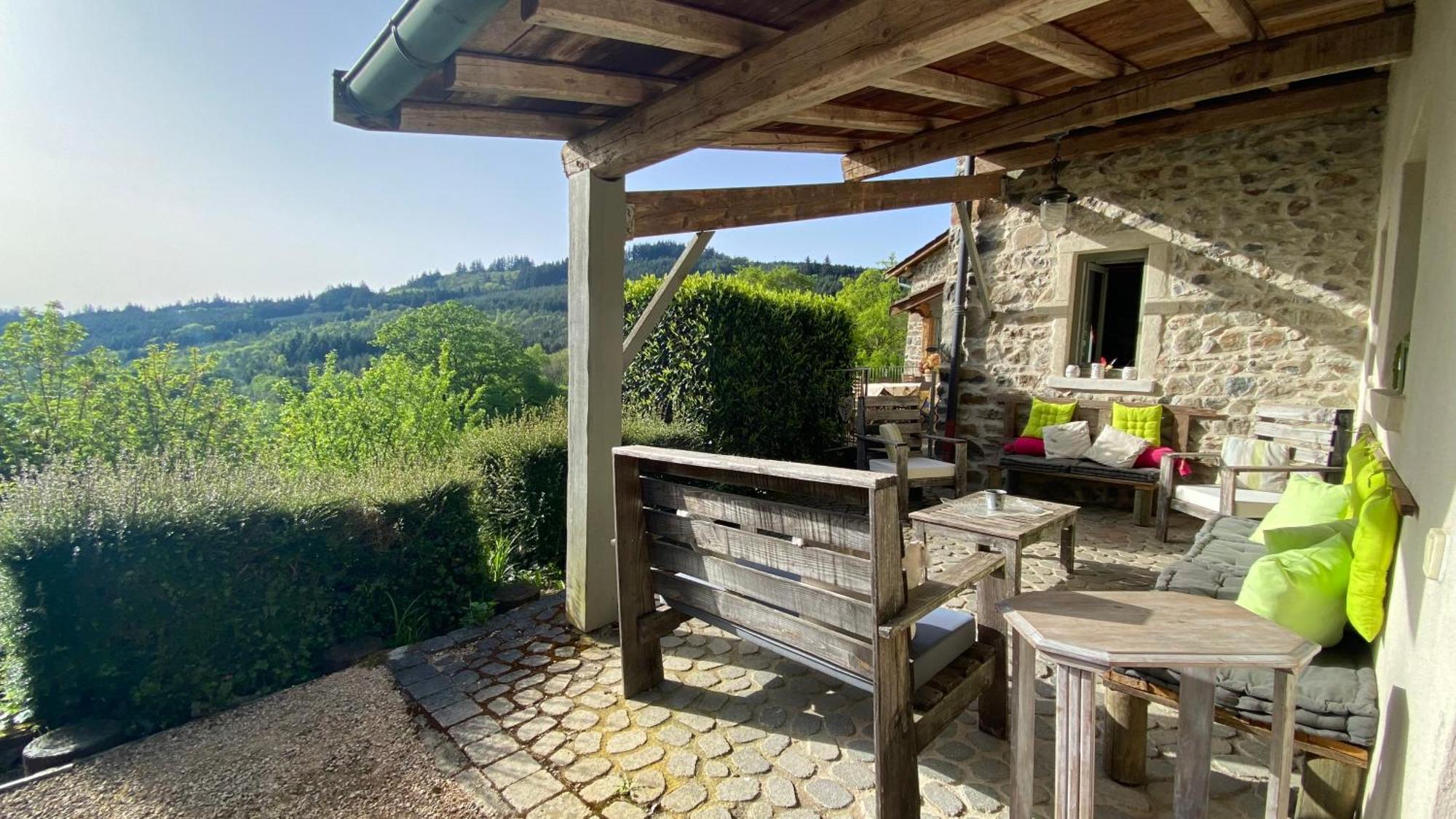 Gite du Hameau D'Amignié Vernay Esterno foto